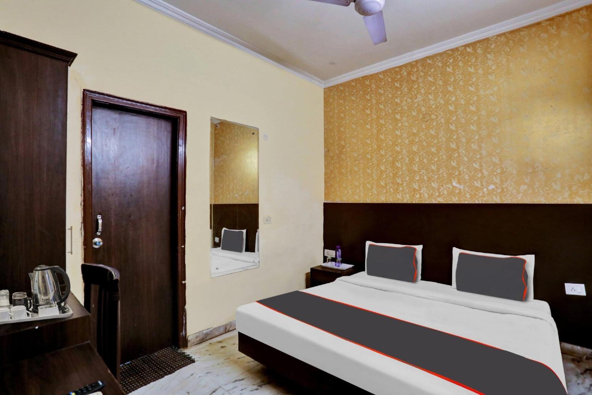 Hotel Platinum Sqs Key غورغاون المظهر الخارجي الصورة